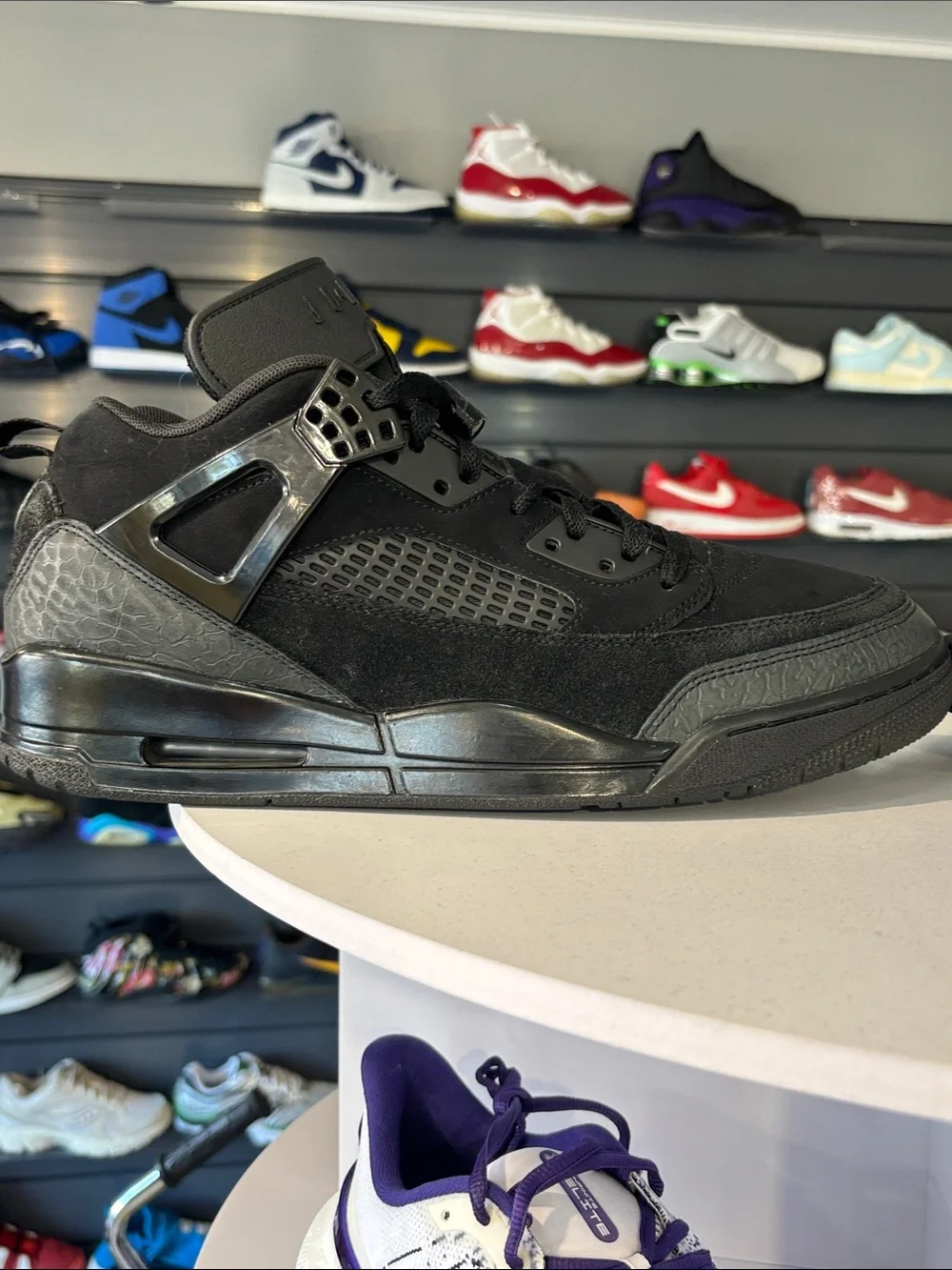 Jordan spizike low